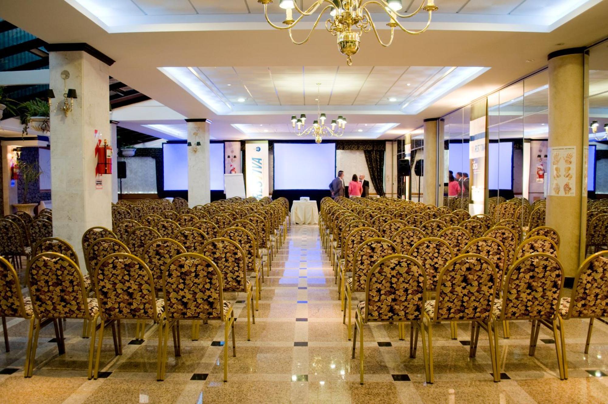 Ramada By Wyndham Buenos Aires Otel Vicente López İş olanakları fotoğraf