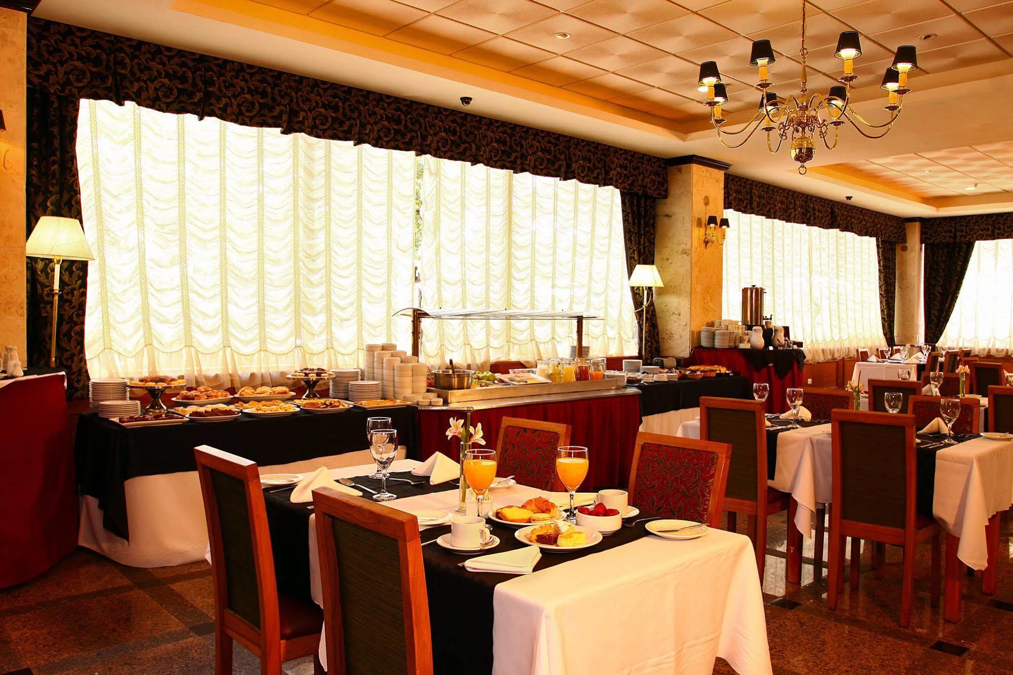 Ramada By Wyndham Buenos Aires Otel Vicente López Dış mekan fotoğraf