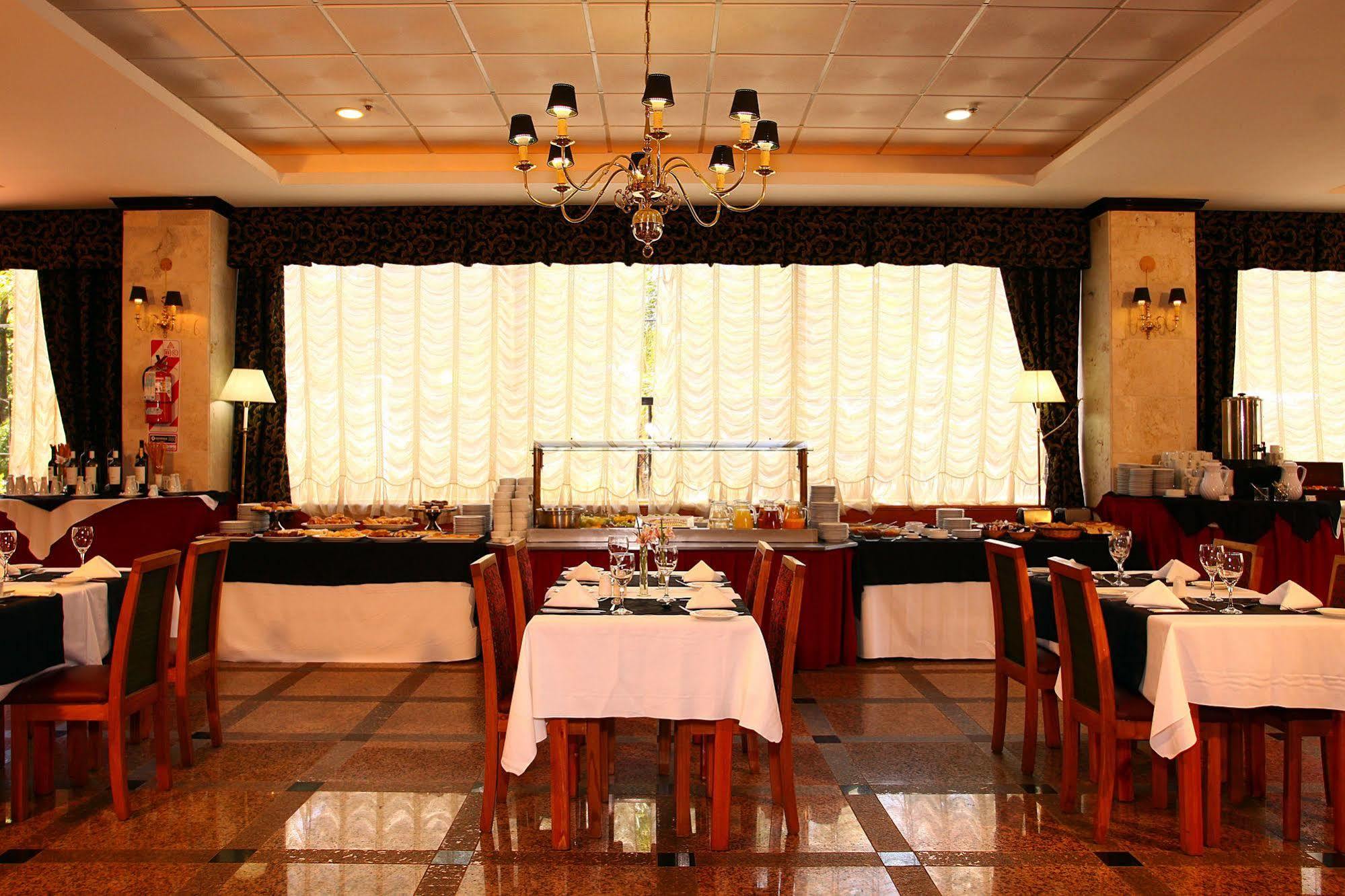 Ramada By Wyndham Buenos Aires Otel Vicente López Dış mekan fotoğraf