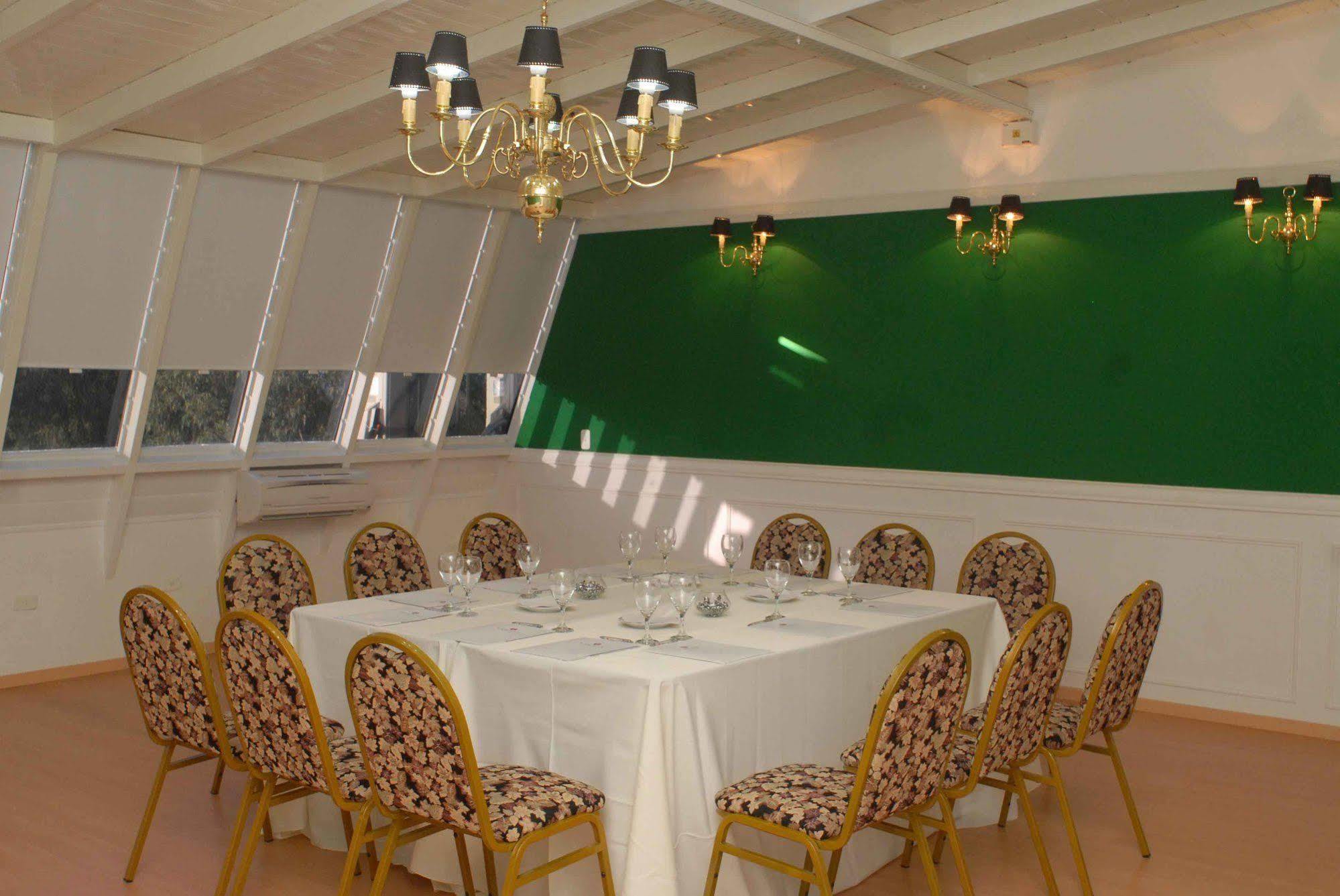 Ramada By Wyndham Buenos Aires Otel Vicente López Dış mekan fotoğraf